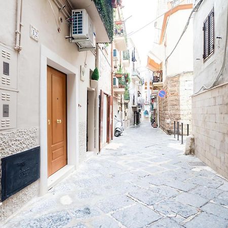 Tre36 - Smart & Design Room In The Old Center Bari Exterior photo