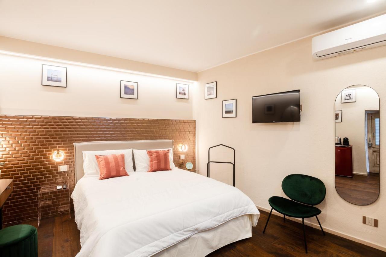 Tre36 - Smart & Design Room In The Old Center Bari Exterior photo